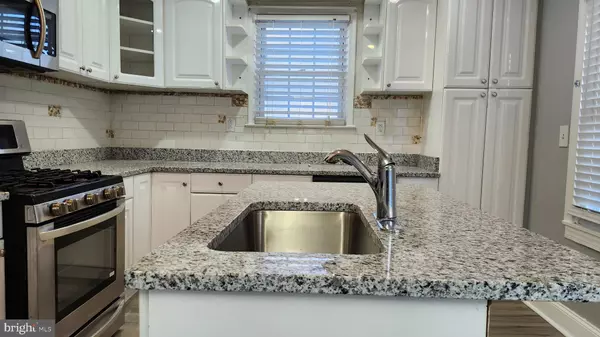 Baltimore, MD 21207,6403 WALNUT ST
