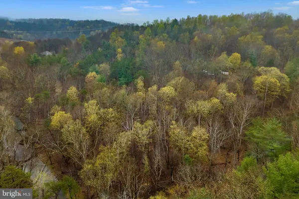 Berkeley Springs, WV 25411,SILVERCREEK LANE