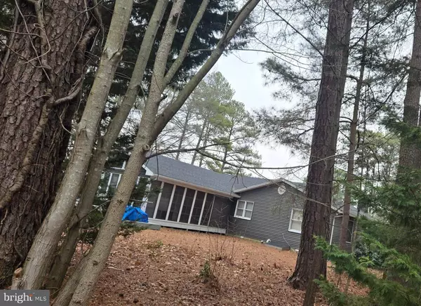 Grasonville, MD 21638,503 CHESTER RIVER BEACH RD