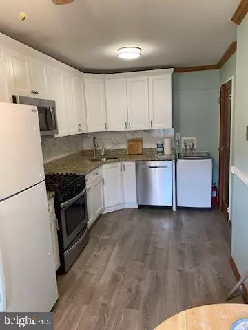 East Brunswick, NJ 08816,11 LAKE AVE #3A