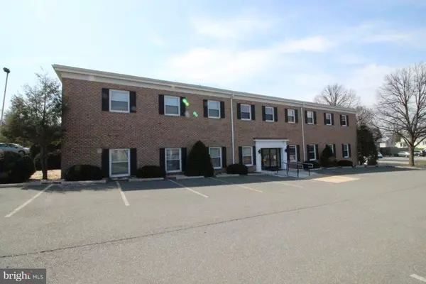 420 N PARK RD #102, Wyomissing, PA 19610