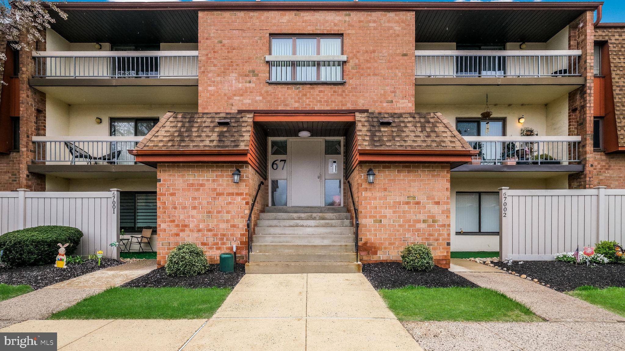 67201 DELAIRE LANDING RD #201, Philadelphia, PA 19114