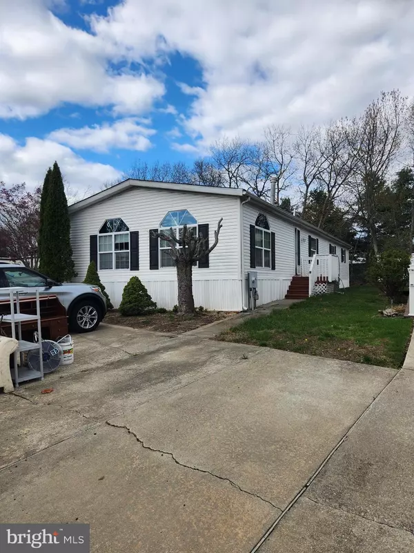 522 BUCHANNAN AVE, Williamstown, NJ 08094