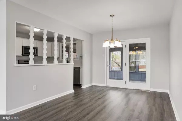 Clementon, NJ 08021,11 EATON CIR