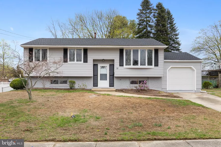 11 EATON CIR, Clementon, NJ 08021