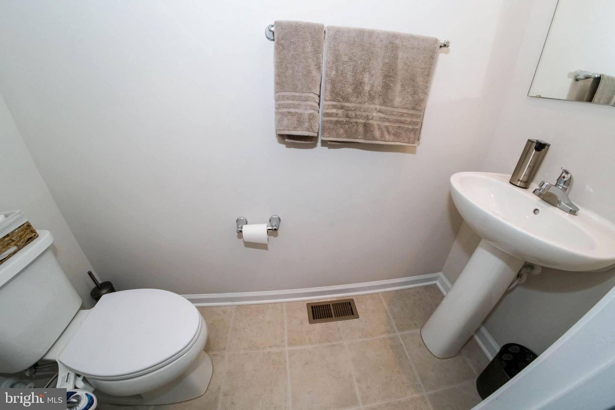 Hagerstown, MD 21740,61 HERMAN GAVER PL