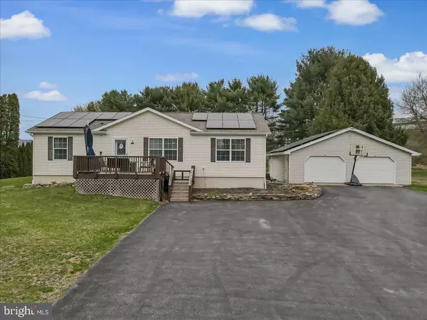 3954 CEDAR DR,  Walnutport,  PA 18088