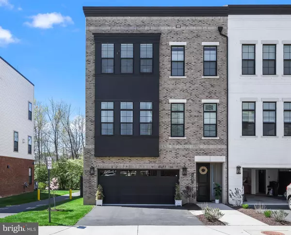 Ashburn, VA 20147,43881 HANES HALL TER