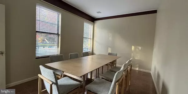Princeton, NJ 08540,89 WASHINGTON RD
