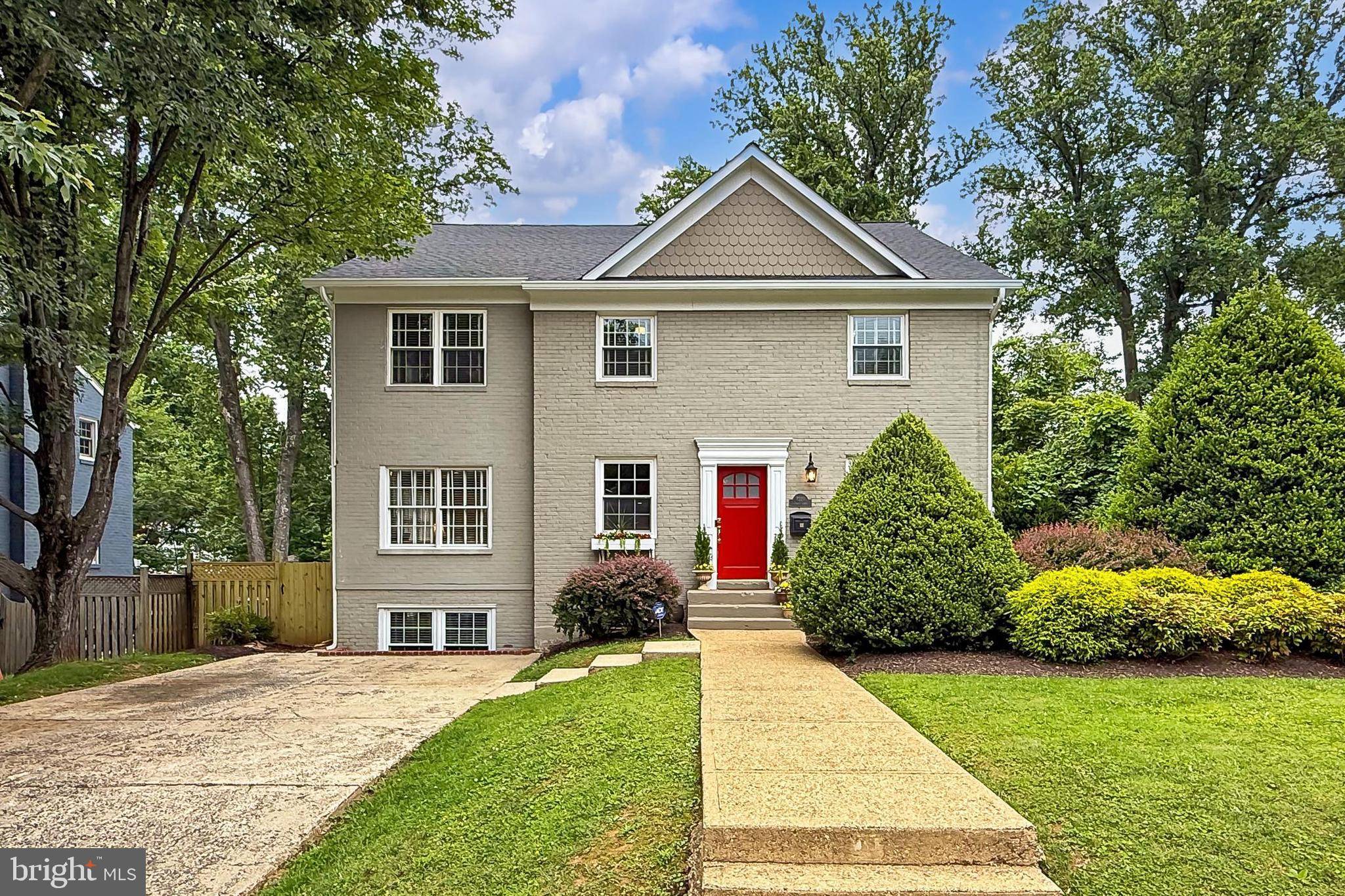 Falls Church, VA 22046,7221 TIMBER LN