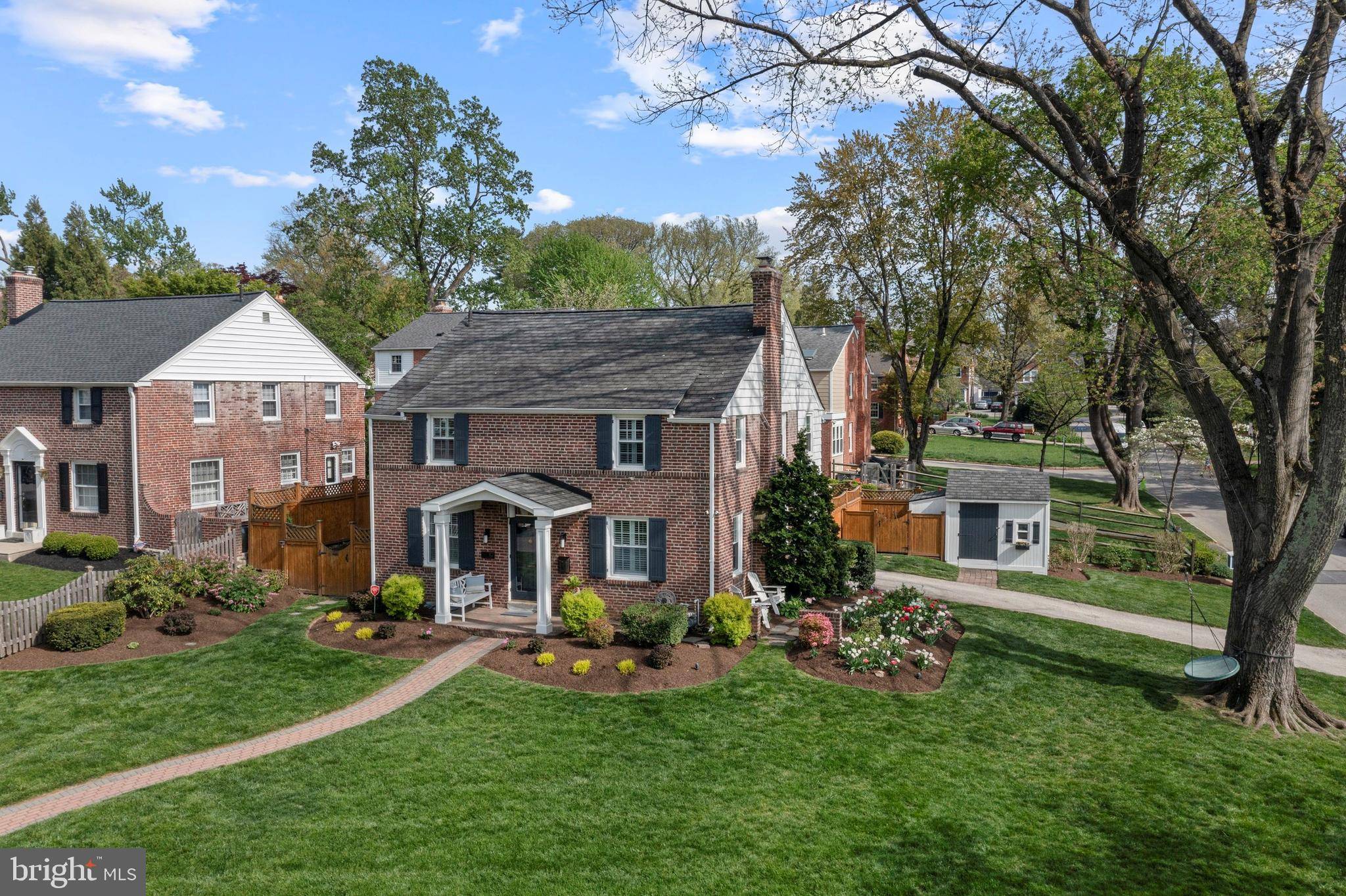 19 HAWTHORNE LN,  Bryn Mawr,  PA 19010