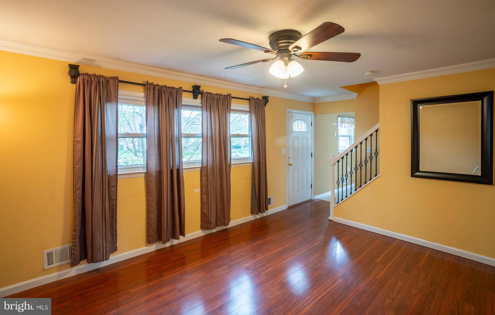 Hamilton, NJ 08620,32 COLERIDGE AVE