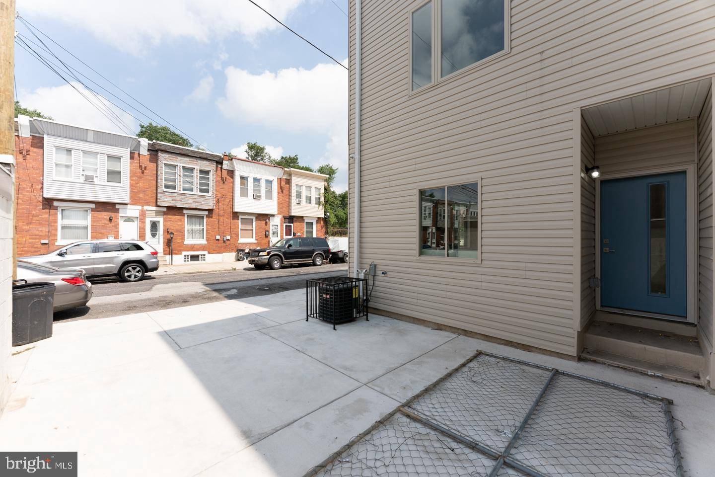 Philadelphia, PA 19134,2212 E PACIFIC ST