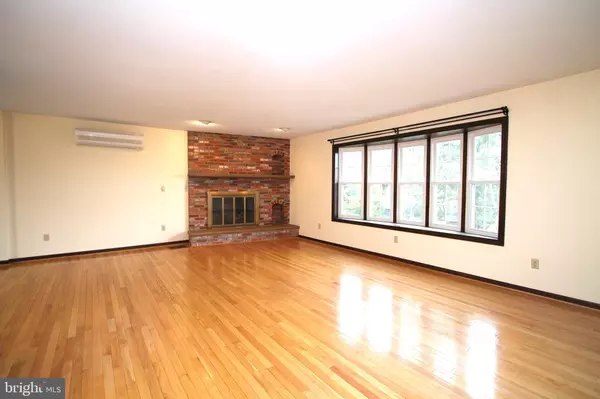 Pine Grove Mills, PA 16868,236 BEECHNUT ST