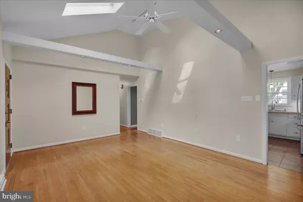 Lancaster, PA 17602,7 GLENWOOD AVE