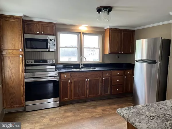 Felton, DE 19943,10370 S DUPONT HWY