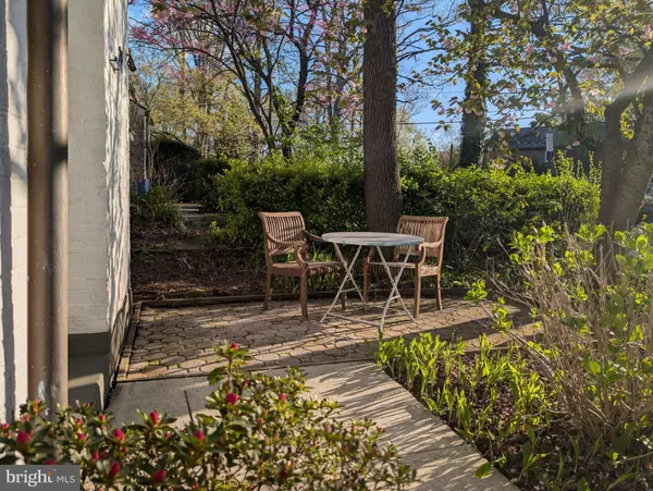 Greenbelt, MD 20770,2-J NORTHWAY