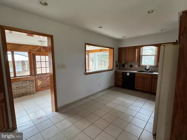 Williamstown, NJ 08094,2378 CORKERY LN
