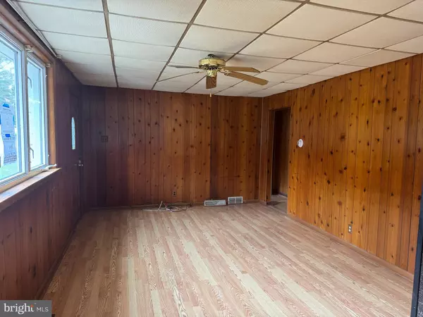 Williamstown, NJ 08094,2378 CORKERY LN