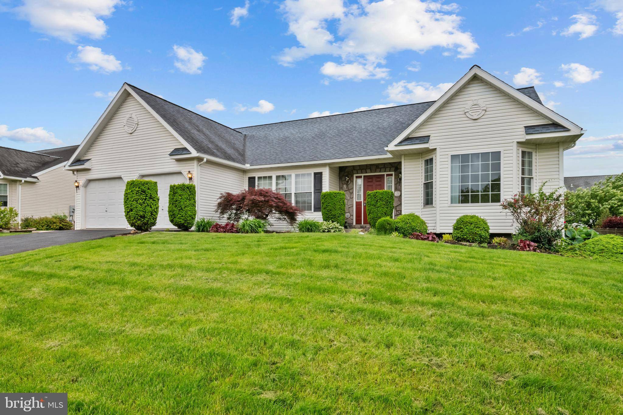 Reading, PA 19605,635 EBERSOLE RD