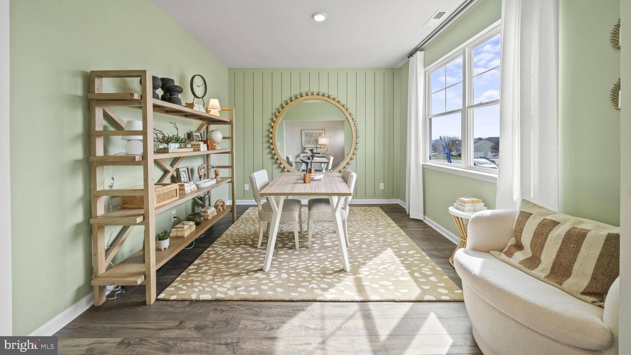 Raphine, VA 24472,225 WATERFRONT DR