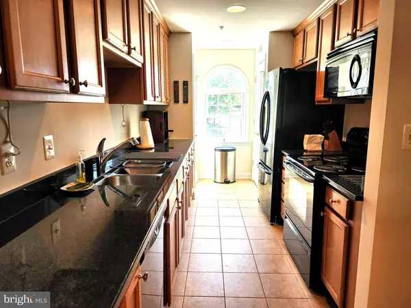 Perryville, MD 21903,24 MCMULLENS WHARF #2C