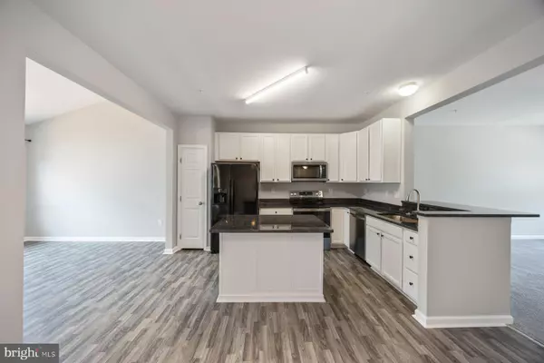 Glen Burnie, MD 21060,947 CHASE WALK