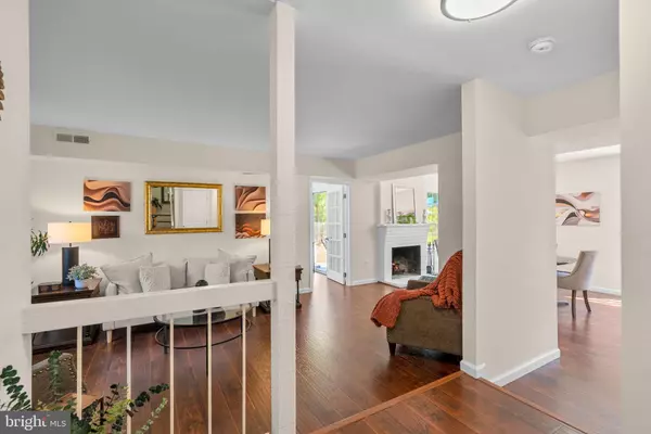 Bowie, MD 20716,3038 NUTWOOD LN
