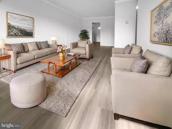 Landover, MD 20785,7722 PENBROOK PL