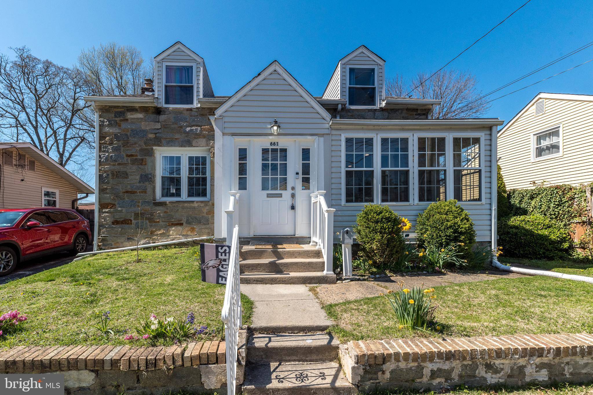 Swarthmore, PA 19081,661 SCHOOLSIDE LN