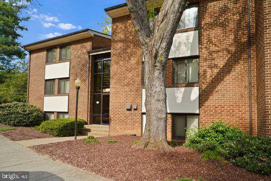 Reston, VA 20190,1521 NORTHGATE SQ #21-C