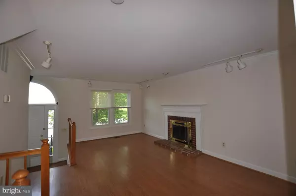 Alexandria, VA 22315,6154 JOUST LN