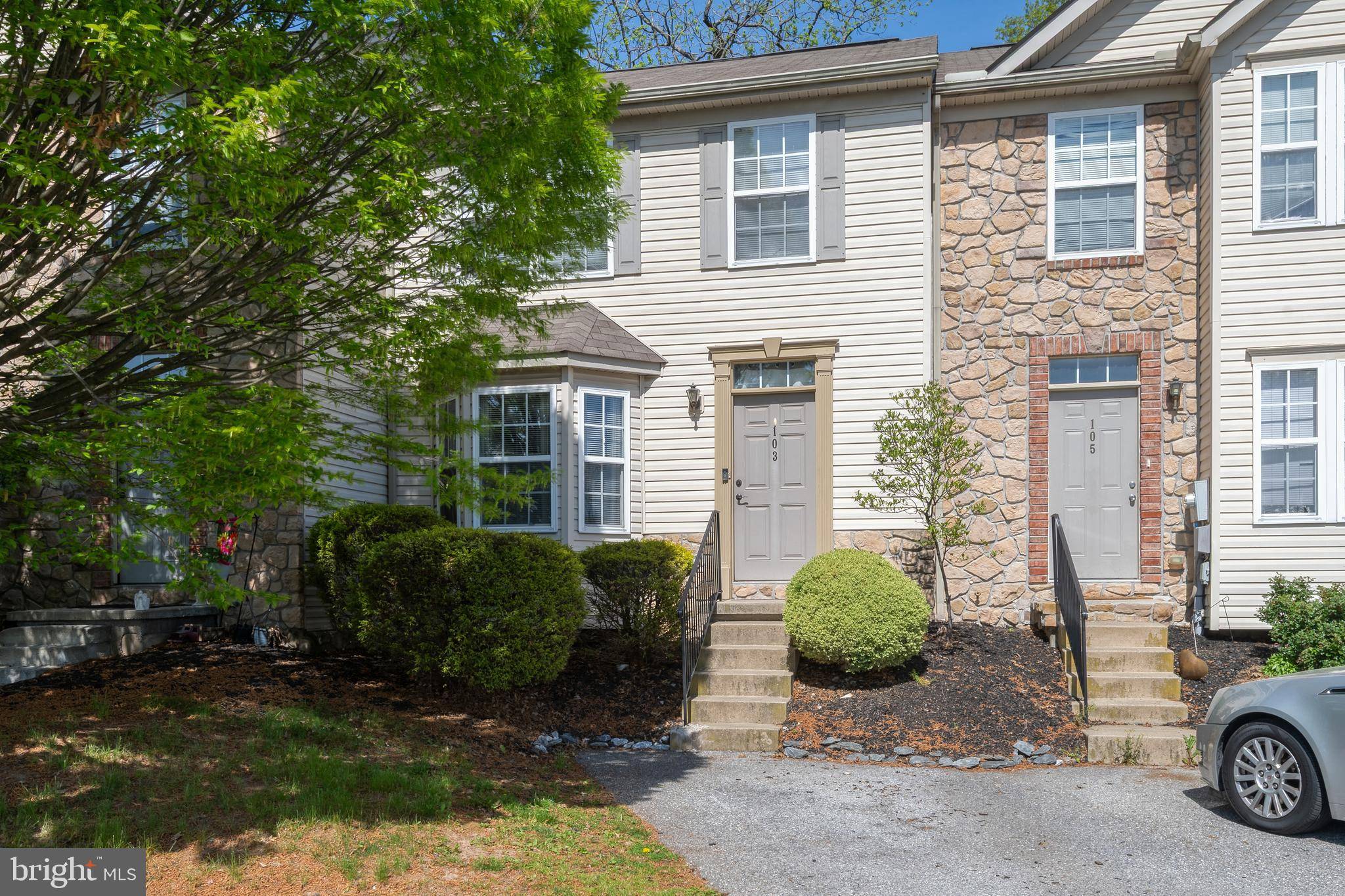 Manchester, PA 17345,103 ROYAL DR