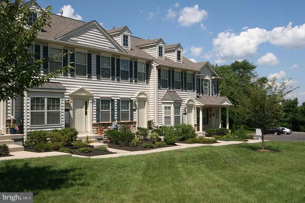 Doylestown, PA 18902,4164 SIGNATURE DRIVE