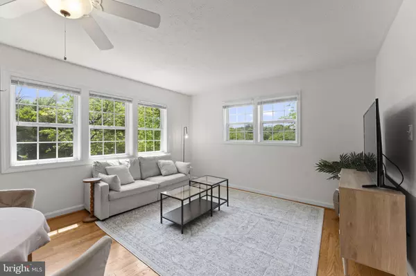Alexandria, VA 22303,2814 JAMES DR