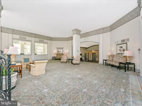 Washington, DC 20016,4000 CATHEDRAL AVE NW #706B