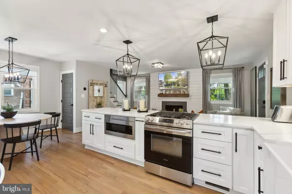 Arlington, VA 22204,3418 8TH ST S