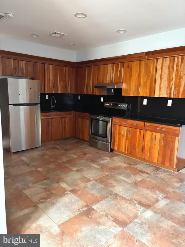 Philadelphia, PA 19123,1338 W GIRARD AVE #2ND FLOOR - 1A