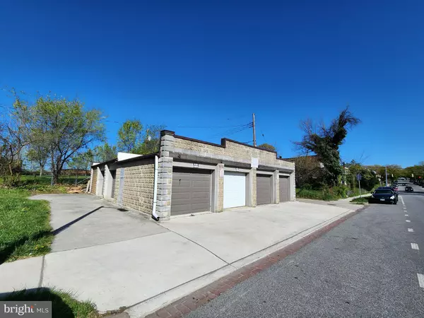 Baltimore, MD 21216,GARAGES OFF OF N BENTALOU ST