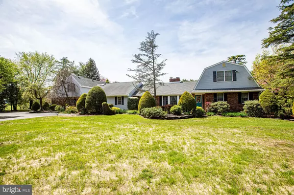 Cream Ridge, NJ 08514,12 MILLSTREAM RD