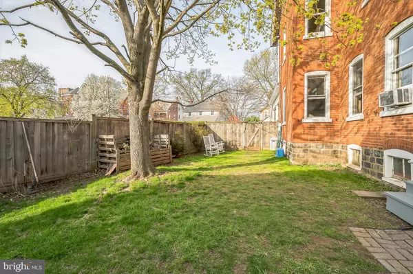 Perkasie, PA 18944,412 W MARKET ST