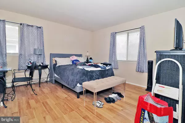 Toms River, NJ 08757,495 JAMAICA BLVD