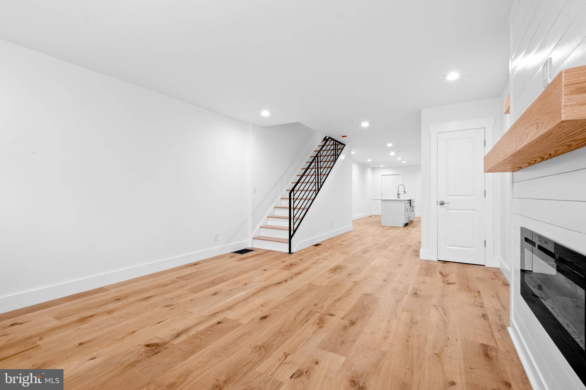 Philadelphia, PA 19125,2049 E LETTERLY ST
