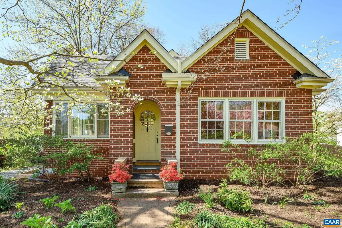 Charlottesville, VA 22901,624 DAVIS AVE