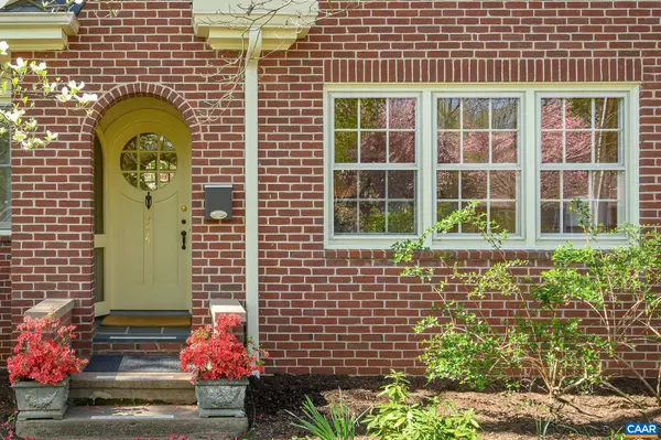 Charlottesville, VA 22901,624 DAVIS AVE