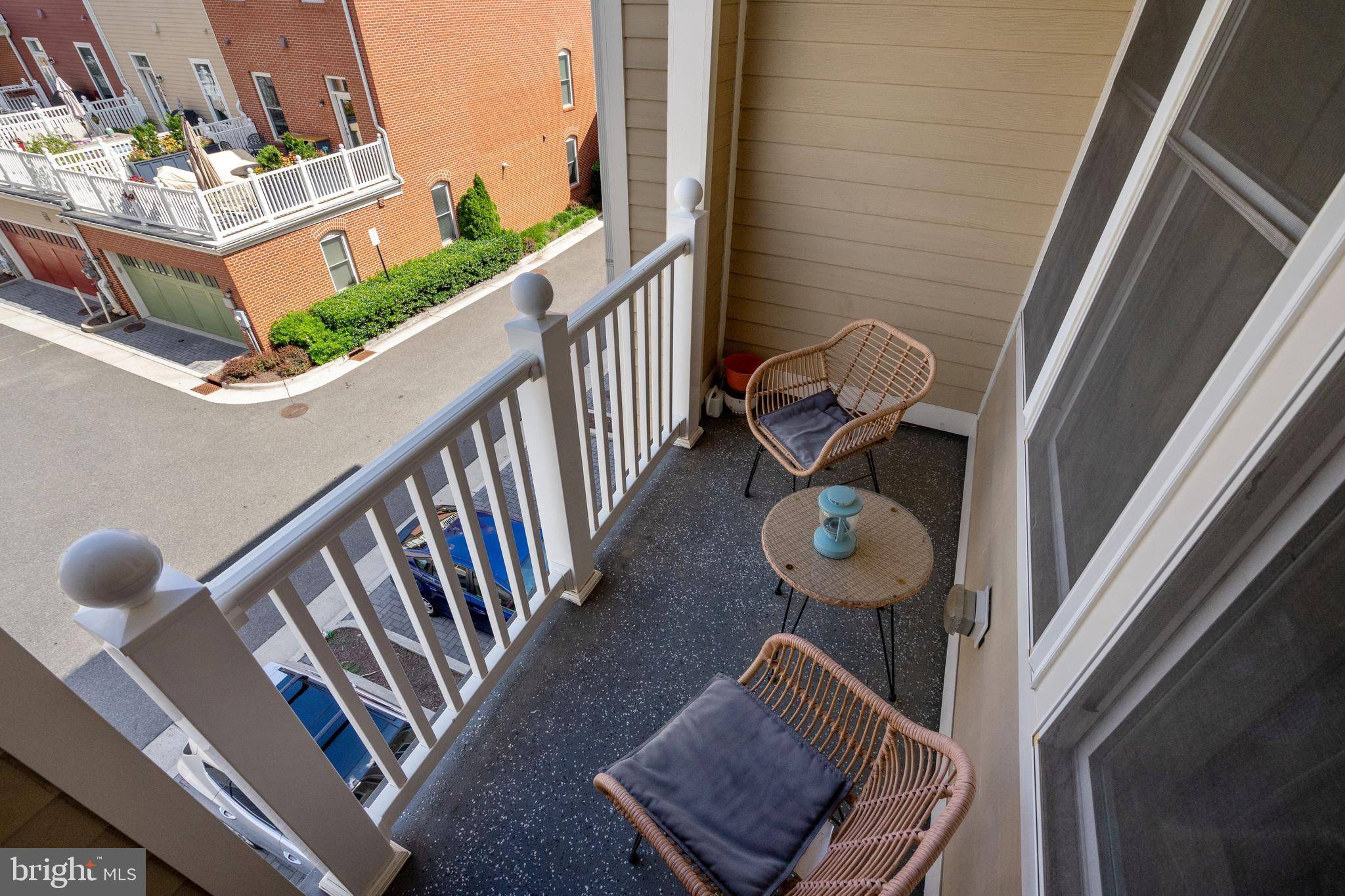 Alexandria, VA 22301,2209 RICHMOND HWY #102