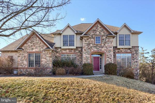 704 GODDARD DR, York, PA 17402