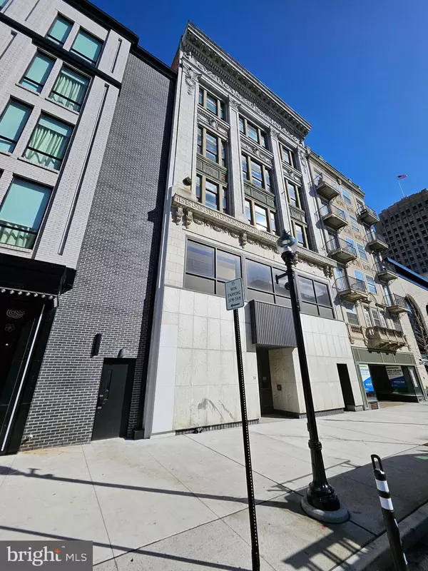 Allentown, PA 18101,808-810 W HAMILTON ST