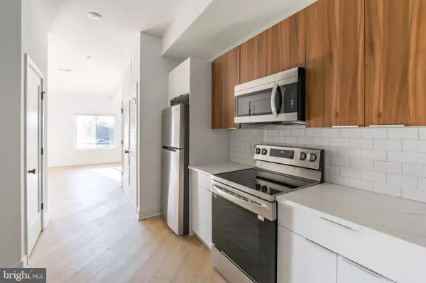 Philadelphia, PA 19104,4200 LANCASTER AVE #UNIT 401