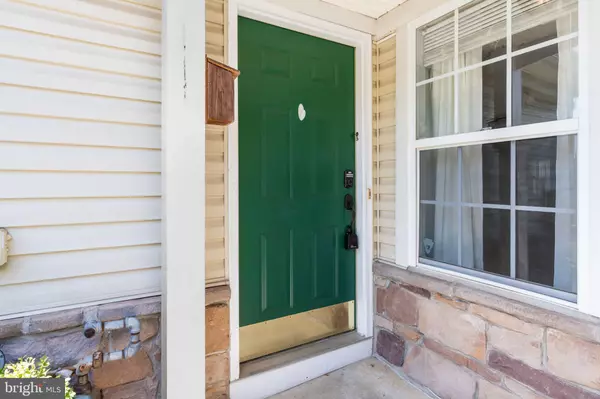 New Hope, PA 18938,302 WESTON LN #23